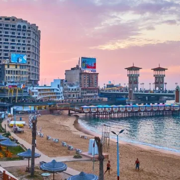 دليل تعريفي شامل حول مدينة الإسكندرية في مصر