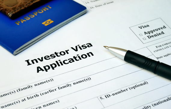 ویزای سرمایهگذار بازدیدکننده: دروازه شما برای سرمایهگذاری موفق در عربستان سعودی 2025